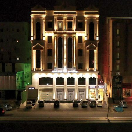 Violet Rose Aprit Hotel Джеда Екстериор снимка