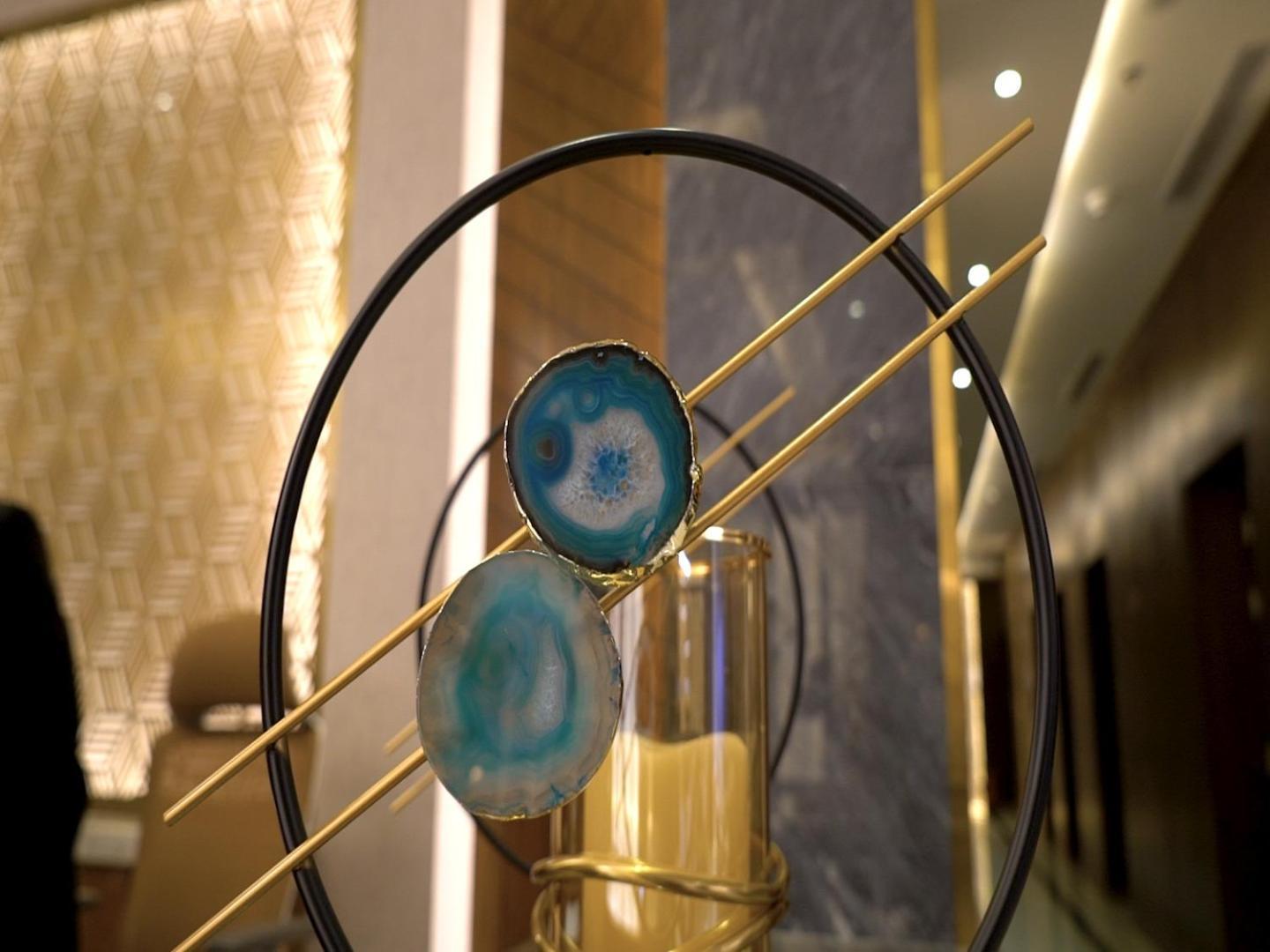 Violet Rose Aprit Hotel Джеда Екстериор снимка