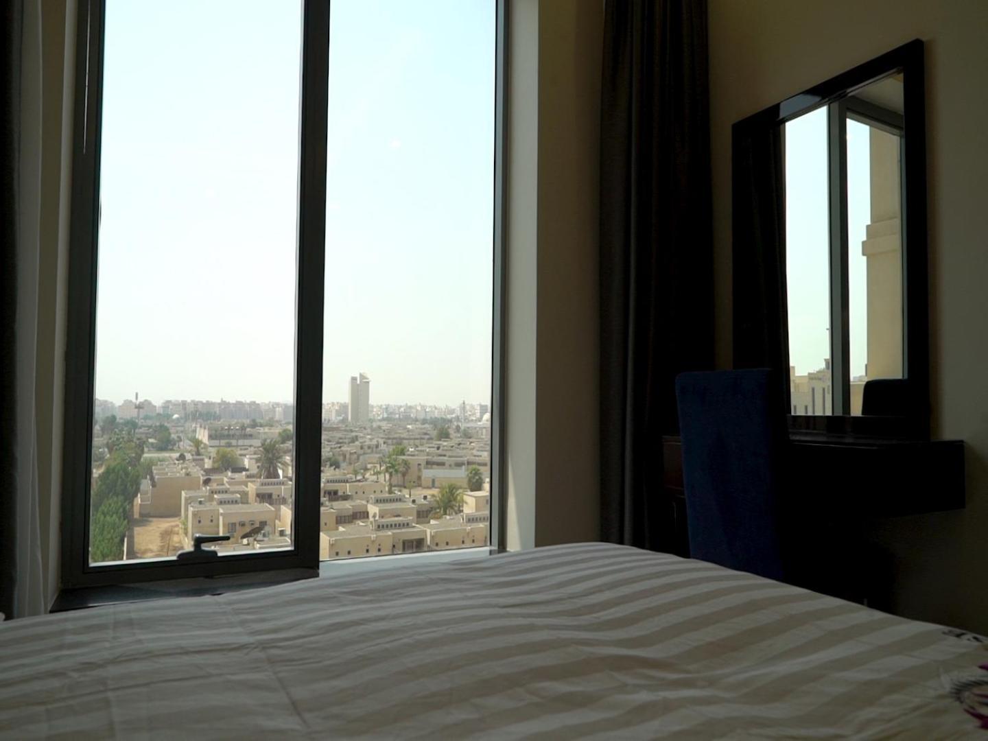 Violet Rose Aprit Hotel Джеда Екстериор снимка